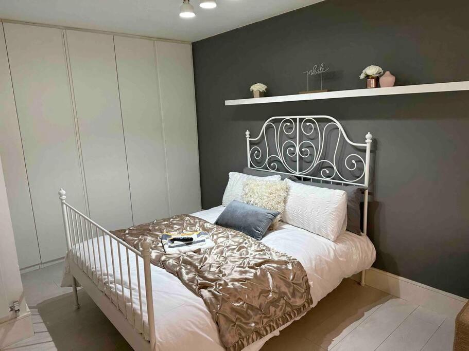 Appartement Chetwynd Paradise à Londres Extérieur photo